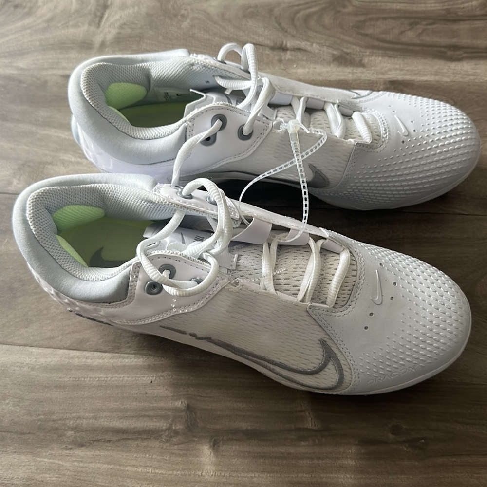Nike hyperdiamond